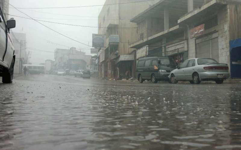 الاثنين.. طقس بارد وزخات مطرية