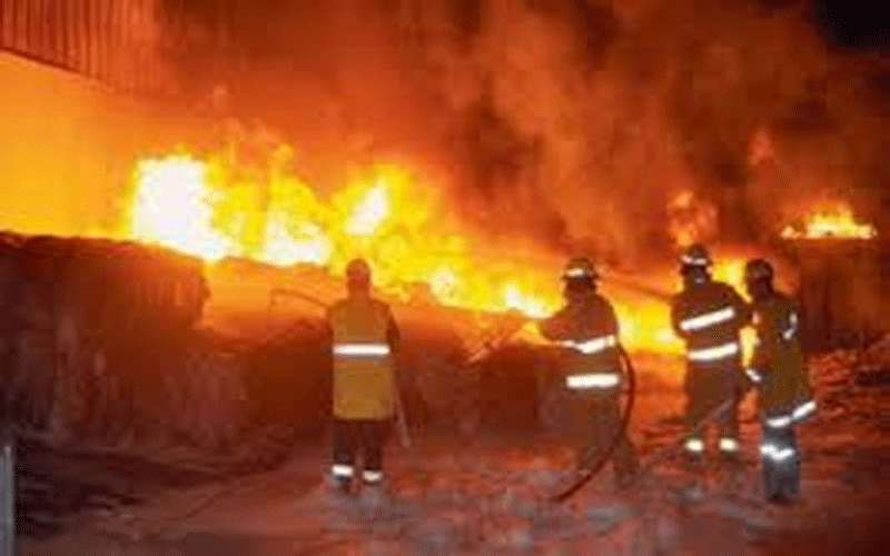 إخماد حريق في احد فنادق العقبة