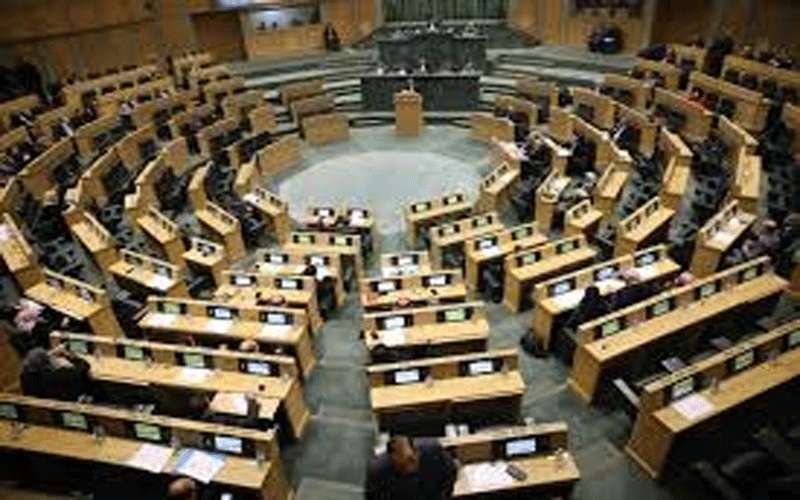 النواب يقر المعدل لقانون خدمة الضباط