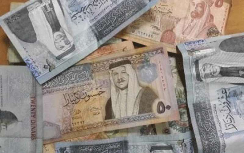 المالية: صرف رواتب الموظفين والمتقاعدين الاثنين