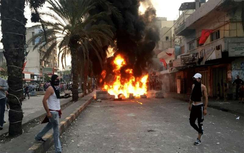 لبنان.. مواجهات وقطع طرق في بيروت