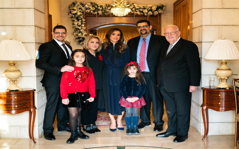 الملكة رانيا العبدالله في زيارة معايدة