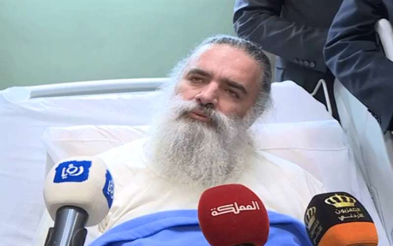 هنية يطمئن على المطران عطا الله