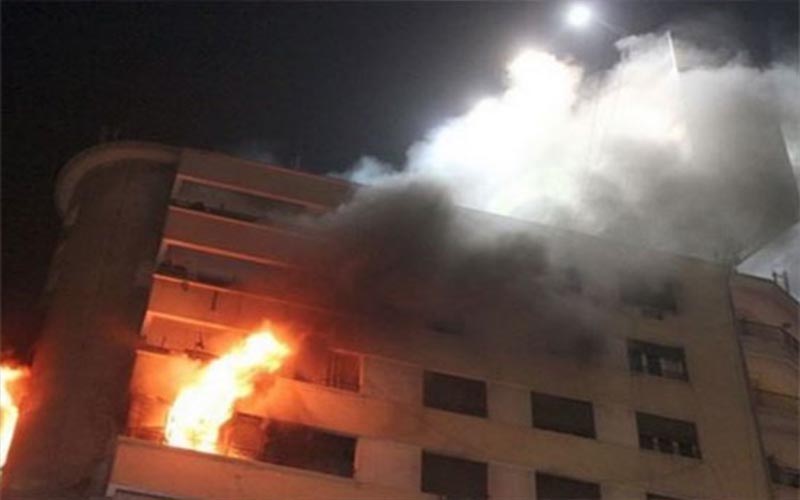 إصابة أربعة أشخاص اثر حريق شقة