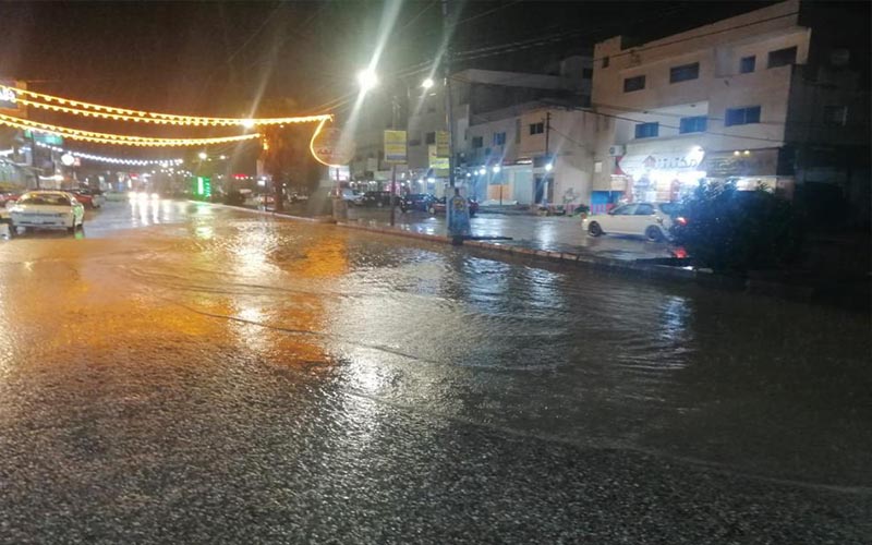 اغلاق طريق اربدوادي الخفر لارتفاع منسوب