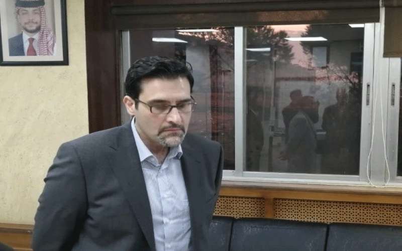 سيف: ندرس إعفاء الشاحنات السورية ردا