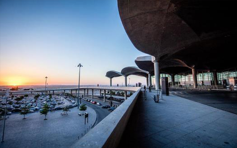 628 ألف مسافر عبر مطار الملكة