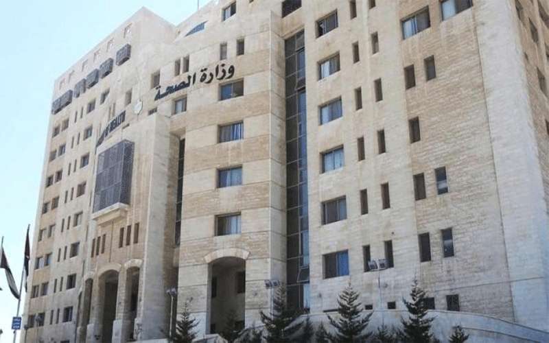 استحداث مستشفيات وتوسعة أخرى بكلفة (400)