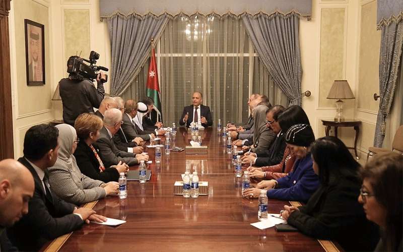 العضايلة: الحكومة تحرص على دعم المشاريع