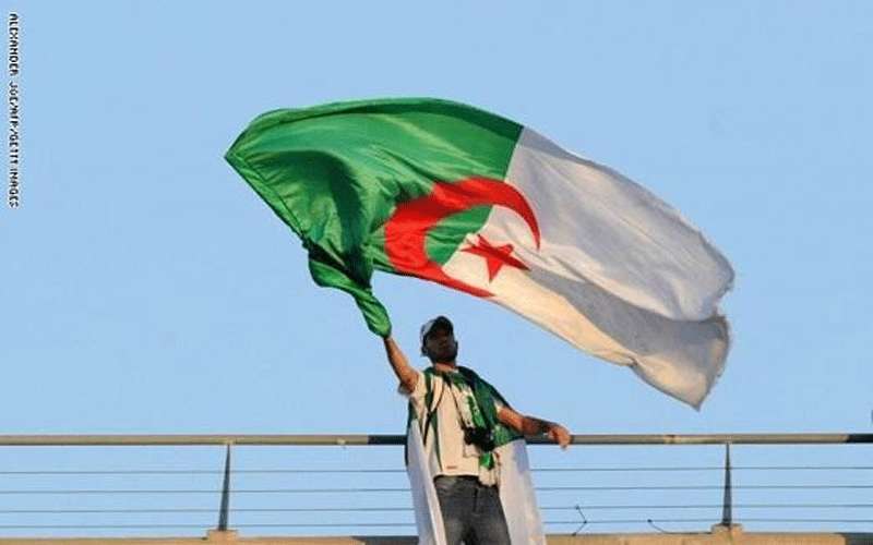 الجزائر: نرفض وجود قوة أجنبية في