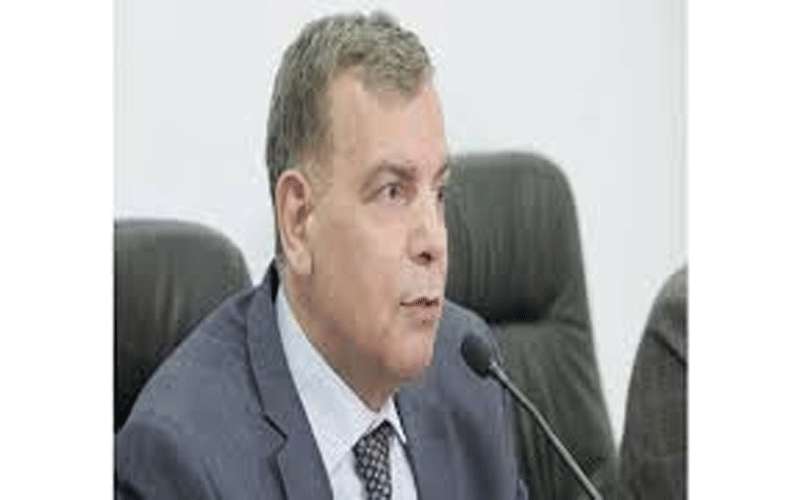 بالاسماء .. وزير الصحة يجري تنقلات