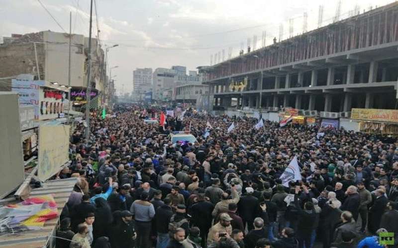 تشييع حاشد للمهندس وسليماني في بغداد