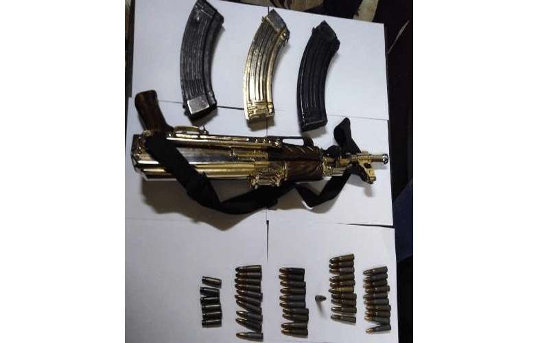 ضبط مطلوب مسلح بالعقبة