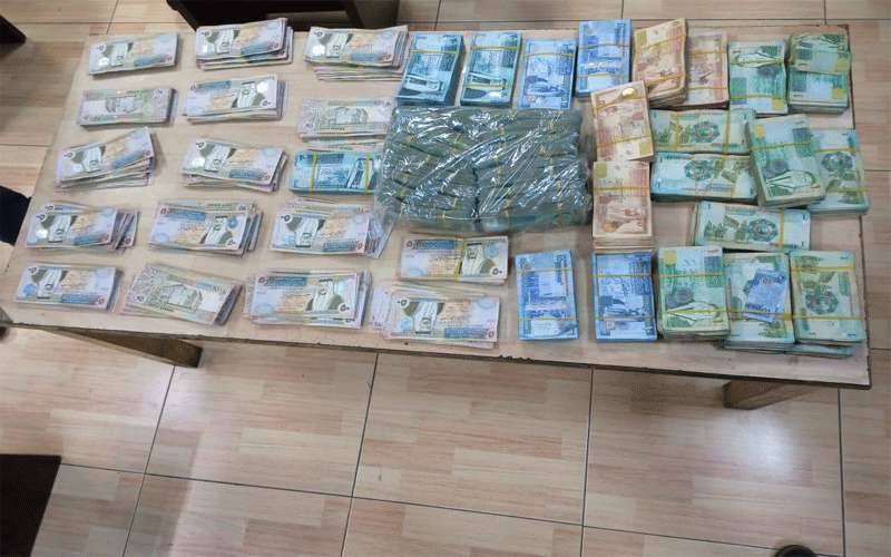 القبض على سالبي مبلغ ٤٢ الف