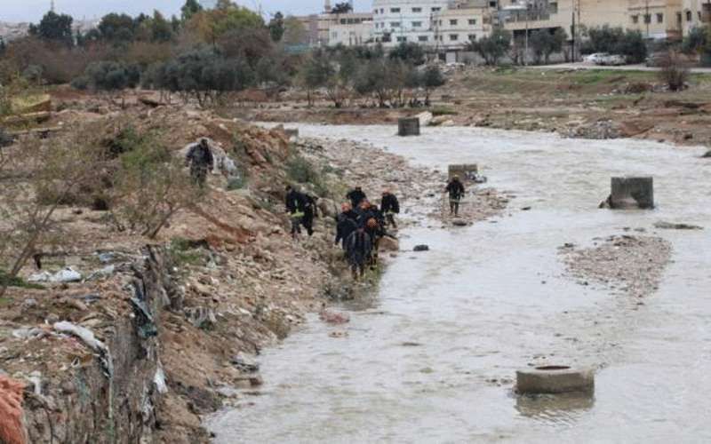 الدفاع المدني: استمرار عمليات البحث عن