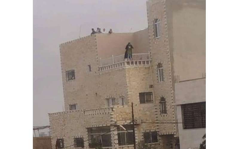 اصابة فتاة عشرينية أقدمت على الإنتحار