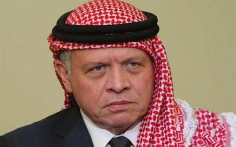 الملك وولي العهد يقدمان العزاء للسلطان