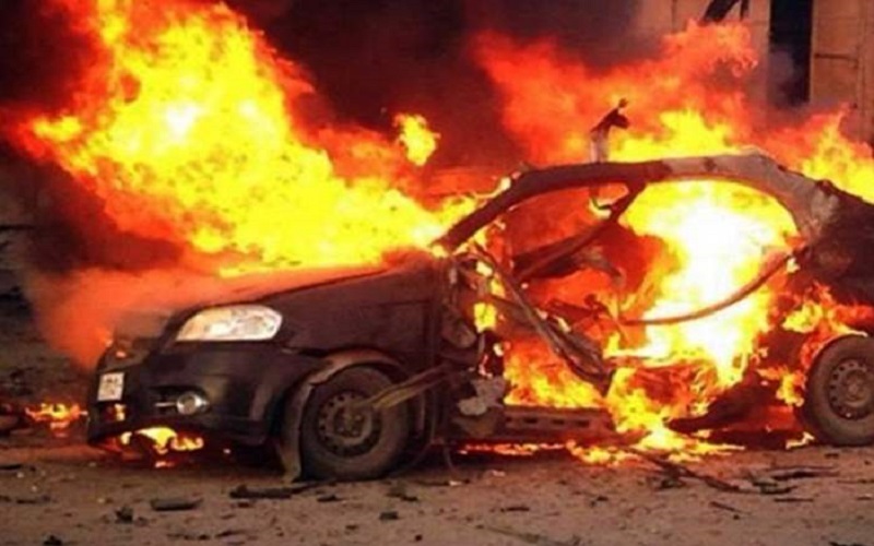 اخماد حريق مركبة قرب الدوار السابع