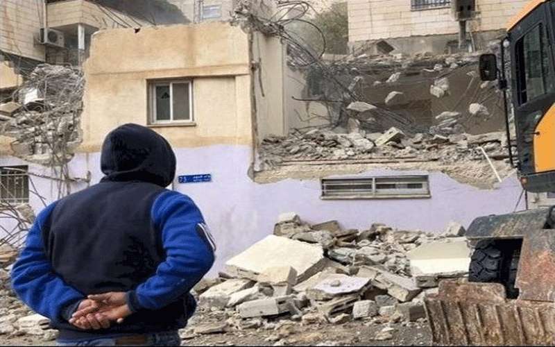 الاحتلال يجبر مقدسيا على هدم منزله
