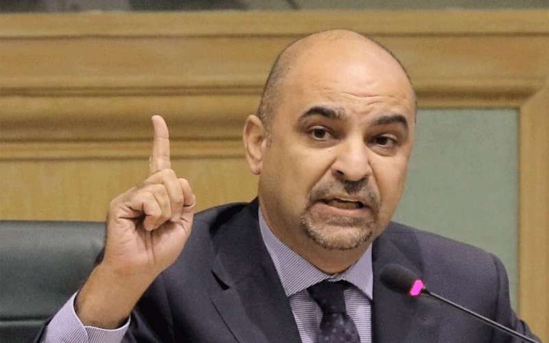 خوري: إما أن نسقط اتفاقية الغاز