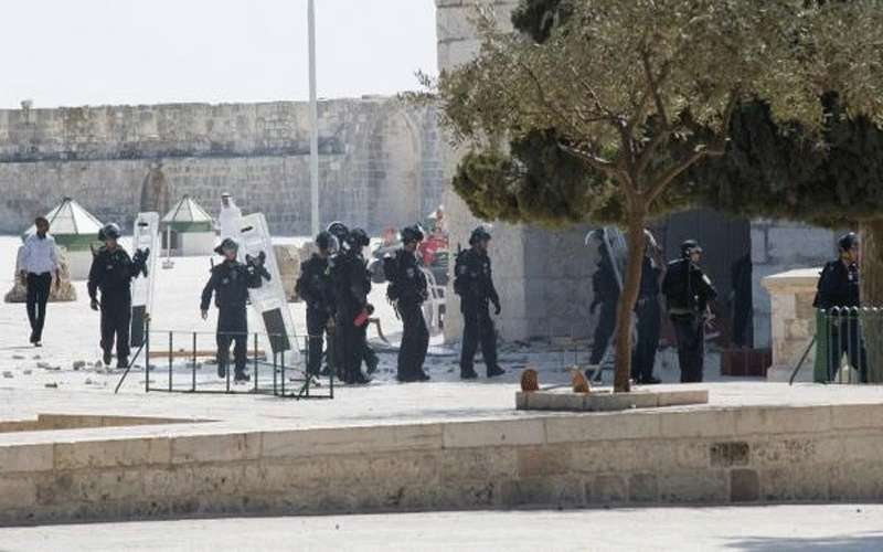اعتداءات على المصلين في الأقصى