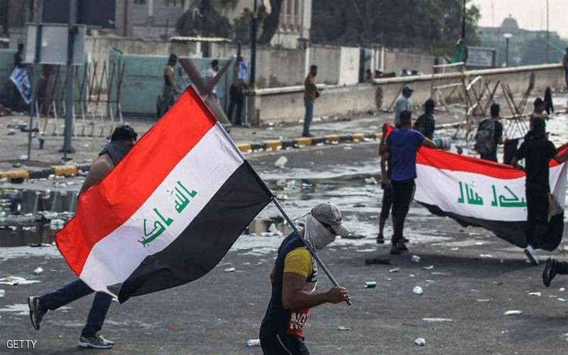 العراق.. جرحى في ساحة التحرير.. ومدن