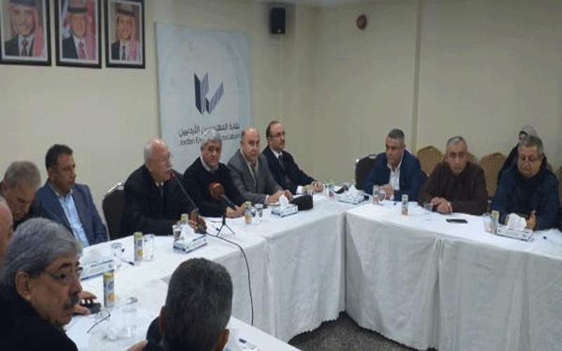 المهندسين تجتمع لمناقشة إضرابها (صور)