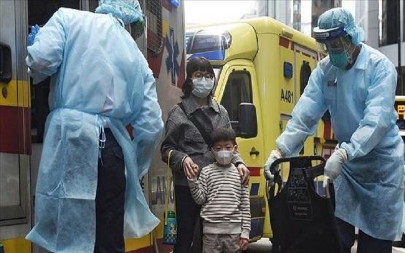 أطباء على طائرة إخلاء الأردنيين من