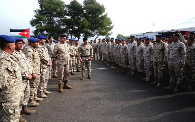 الحنيطي يزور لواء الدفاع الجوي الميداني