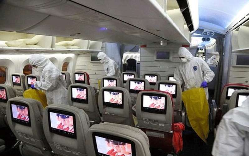 الملكية : تعقيم شامل للطائرة العائدة