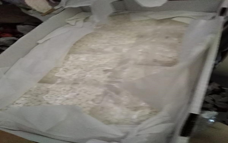 الجمارك تضبط 9 آلاف حبة مخدرة