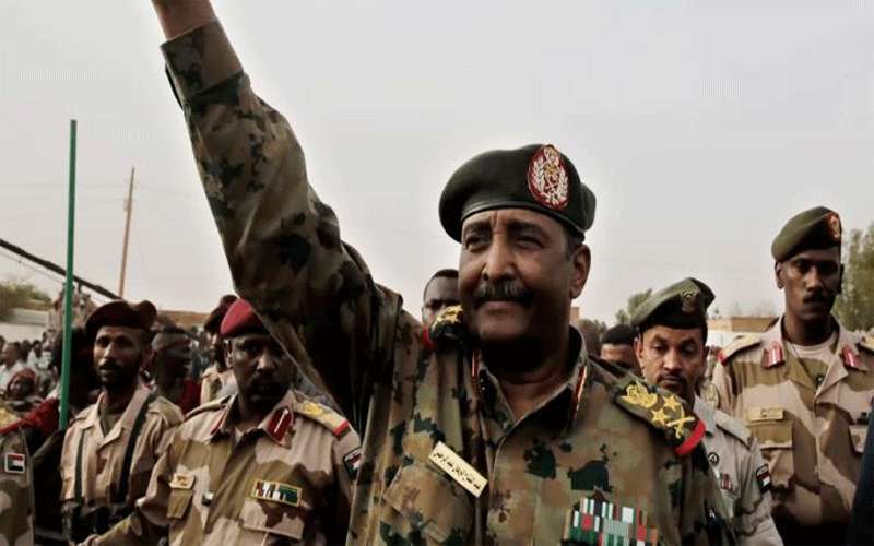 الحكومة السودانية تنفي والبرهان يؤكد إخطارها