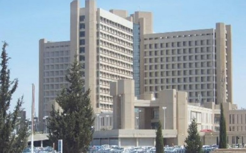 مستشفيات تعلن تأخير دوامها .. اسماء