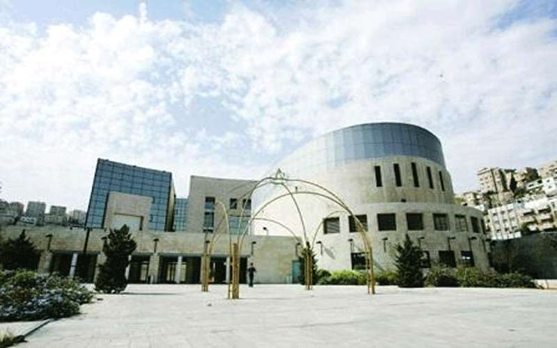 مهندسات يفاجأن بإلغاء تنسيب تعيينهن بالأمانة