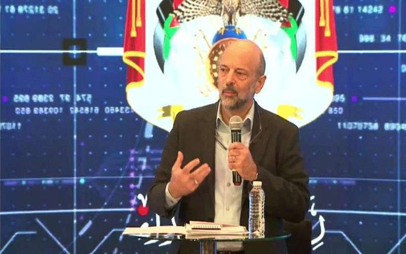 الرزاز: مستقبل الأردن مبشر