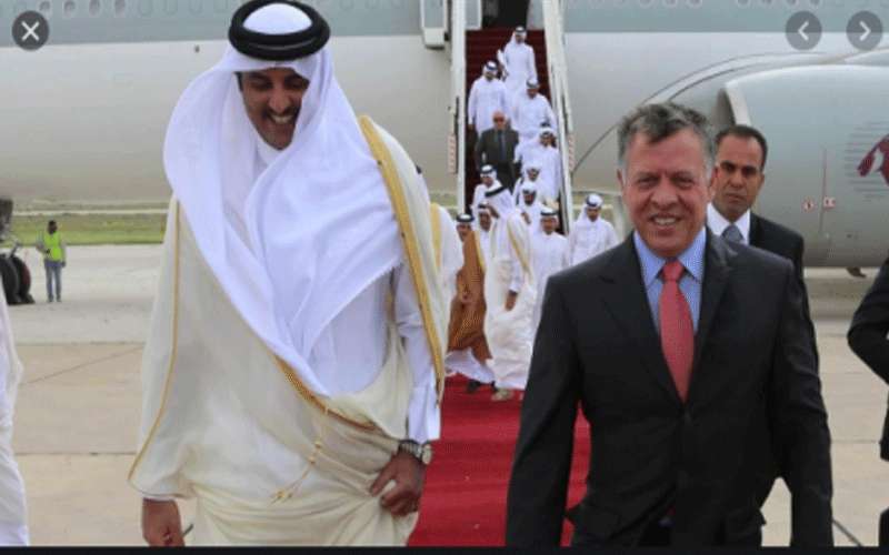 الملك عبدالله الثاني يعقد قمة مع
