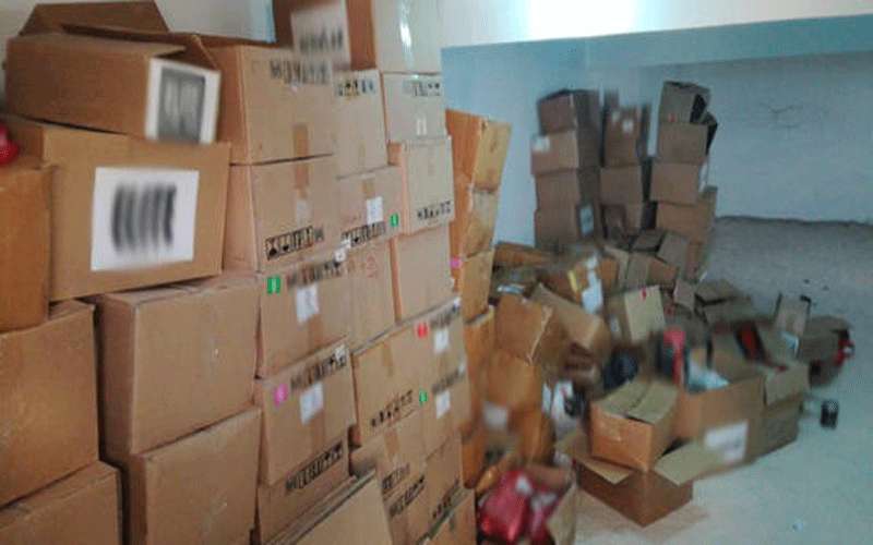 ضبط 350 كرتونة مكملات غذائية فاسدة