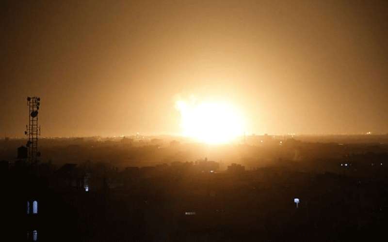 شهيدان وإصابات بقصف إسرائيلي على غزة