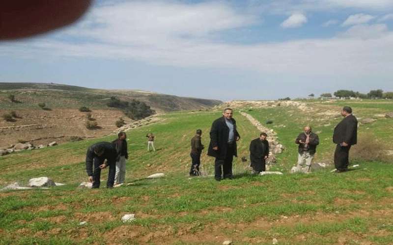 زراعة الكرك تتمرن على مكافحة الجراد