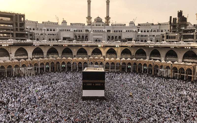 انتحار معتمرة عربية في مكة المكرمة