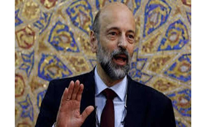 الرزاز: تعيين ناطق رسمي يعلن يوميا