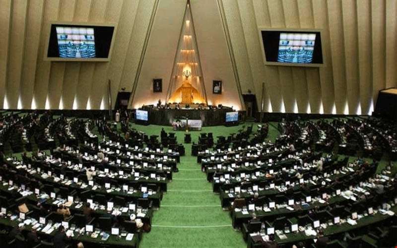 إصابة 4 نواب إيرانيين بـ كورونا