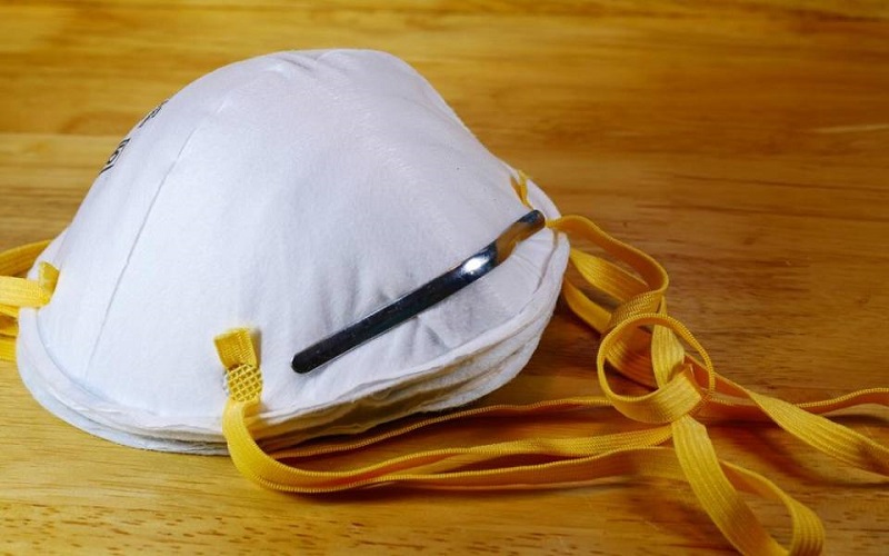 الصيادلة: لسنا الجهة المتسببة بأزمة الكمامات