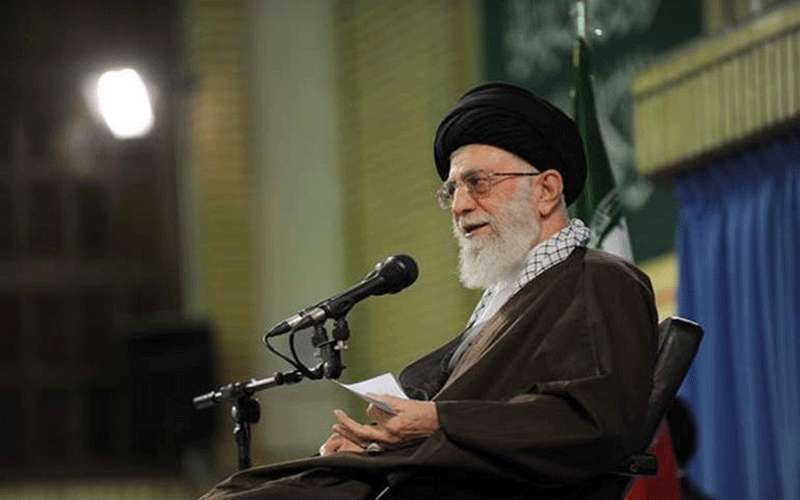 إصابة حفيد و مستشار المرشد الإيراني