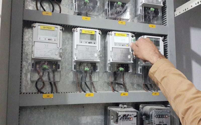 ضبط 1405 حالات سرقة كهرباء خلال