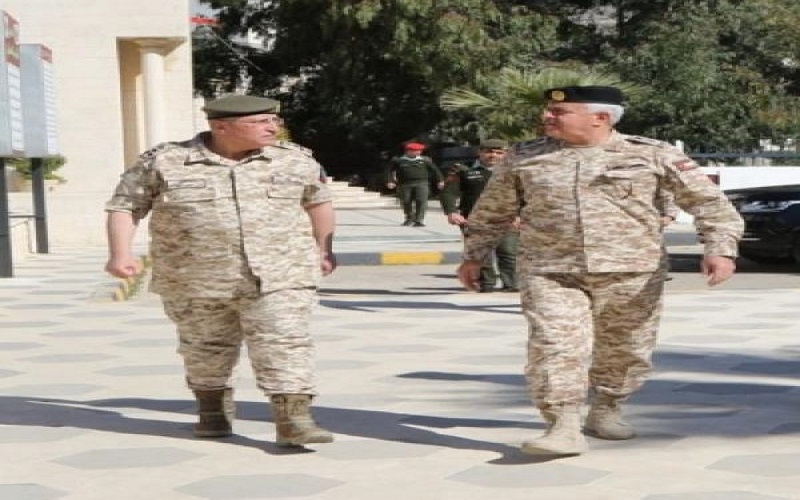 الحنيطي يزور مديرية الخدمات الطبية الملكية