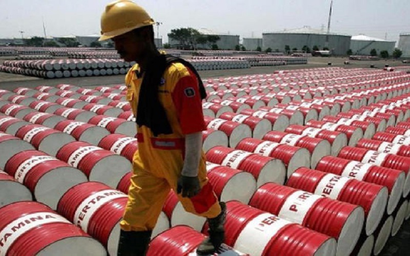 النفط ينخفض بـ 5%.. . وبرنت