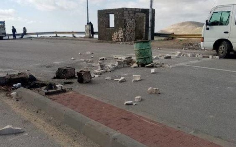 احتجاجات وإغلاق طرق في الكرك