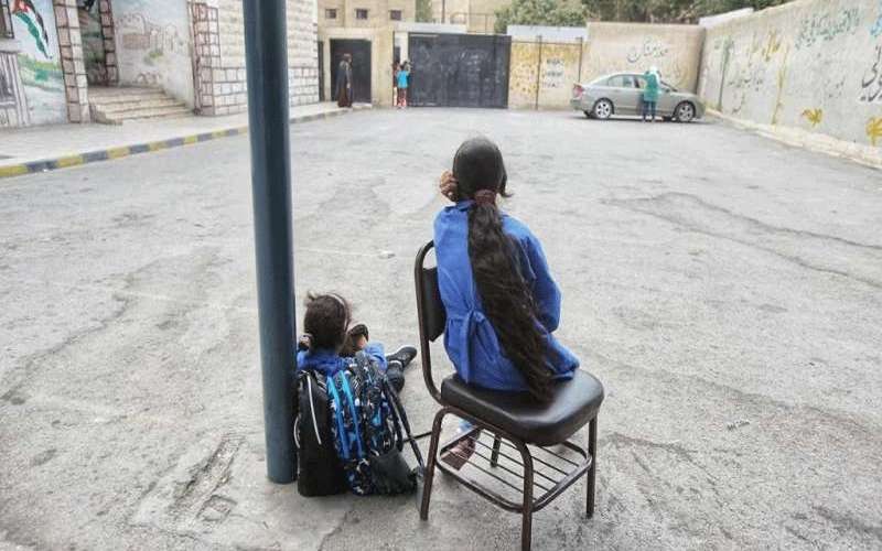 أهالي الحلابات الغربية يمتنعون عن إرسال