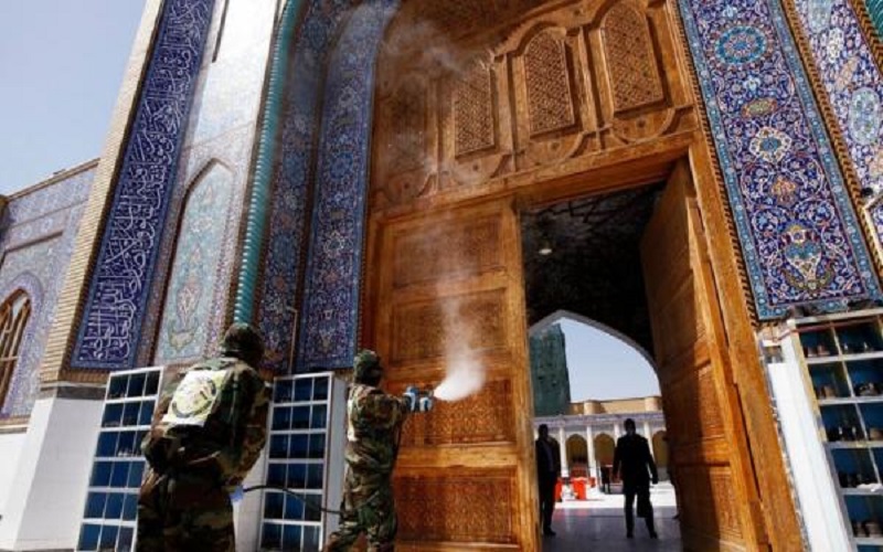 العراق يمنع التجمعات بسبب كورونا